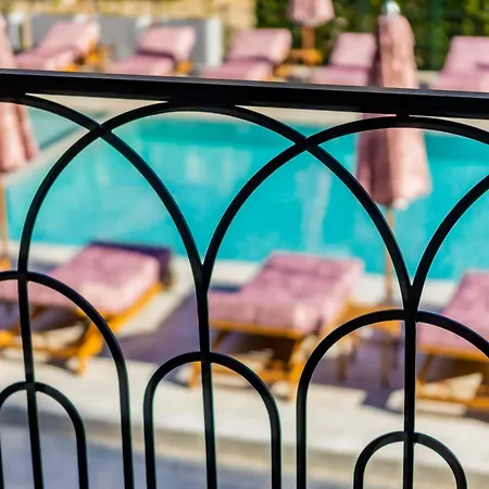 In Jadore Secret Garden Apartament